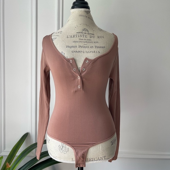 Retrod Long Sleeve Bodysuit - Picture 2 of 6